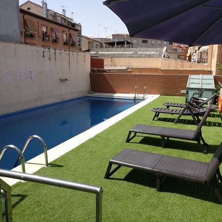 Hotel Apartamentos Don Juan I Alcalá de Henares Exterior foto