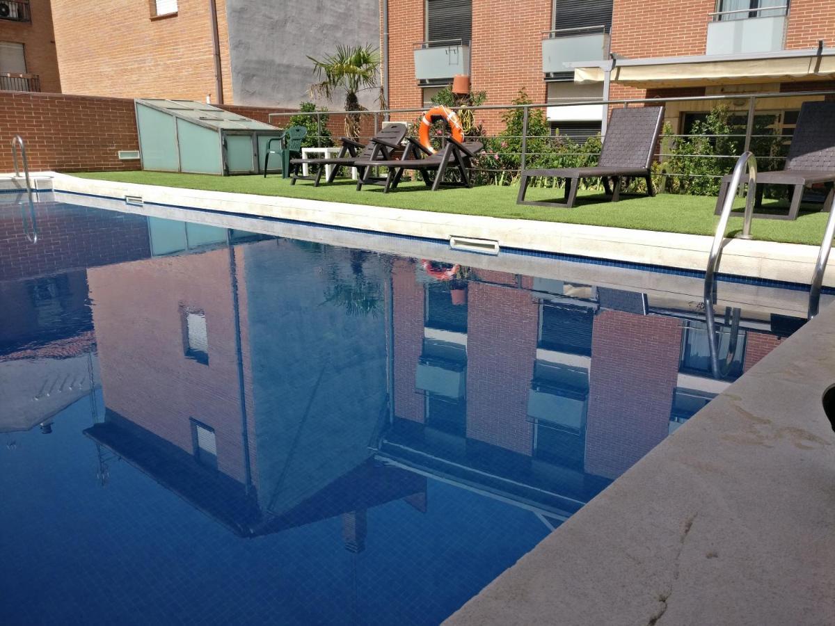 Hotel Apartamentos Don Juan I Alcalá de Henares Exterior foto